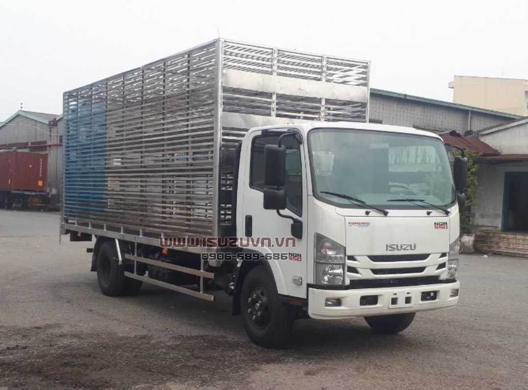 Ô tô chở gia cầm__NQR75LE4__TN__Thùng chở gia cầm gà vịt có tầng__4995kg 1 - Copy